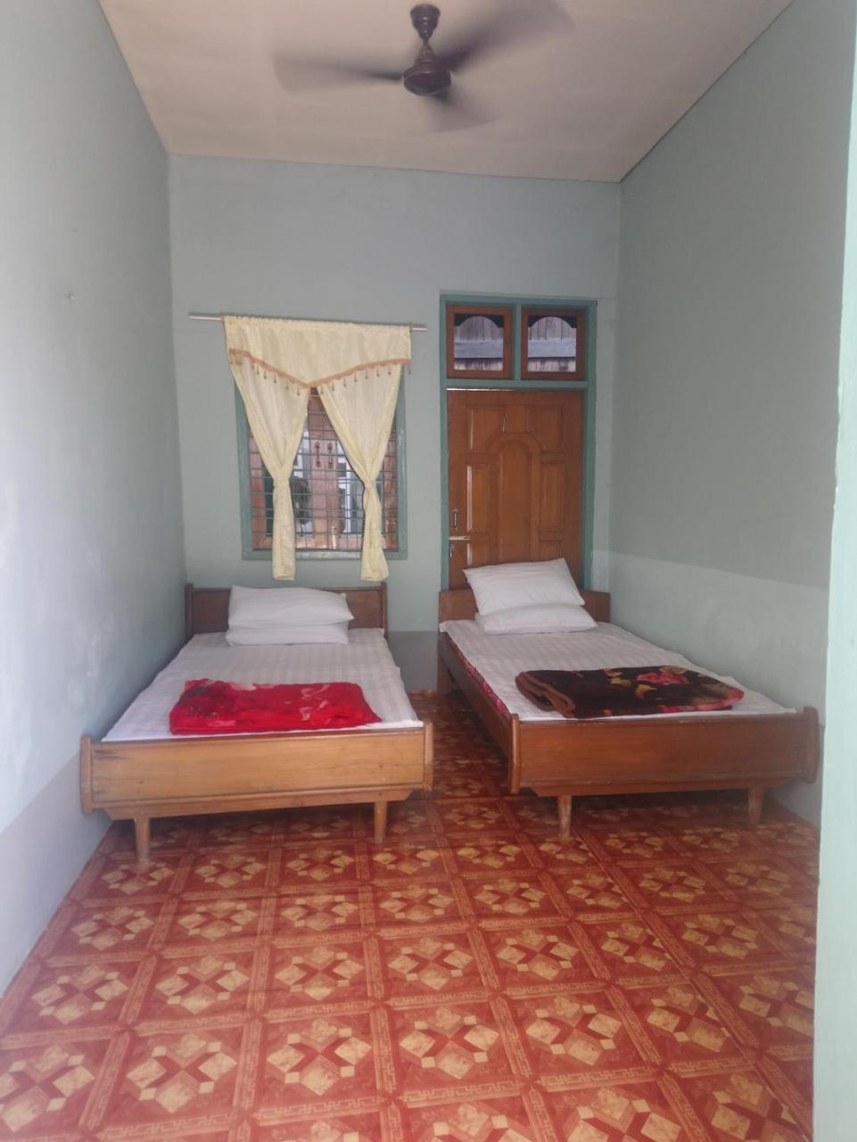 Diamond Star Guest House Nyaung Shwe Buitenkant foto