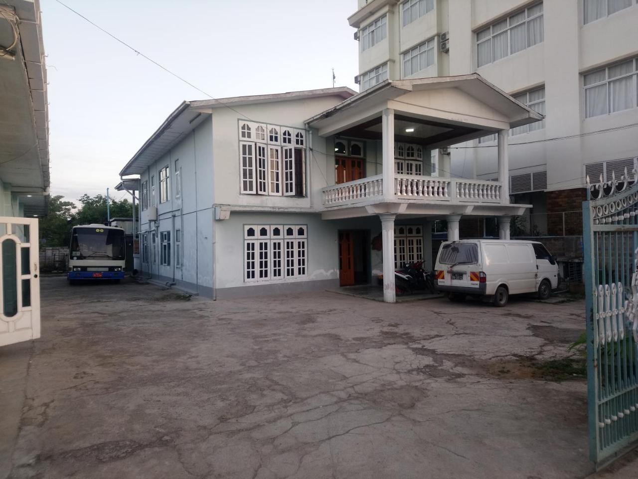 Diamond Star Guest House Nyaung Shwe Buitenkant foto